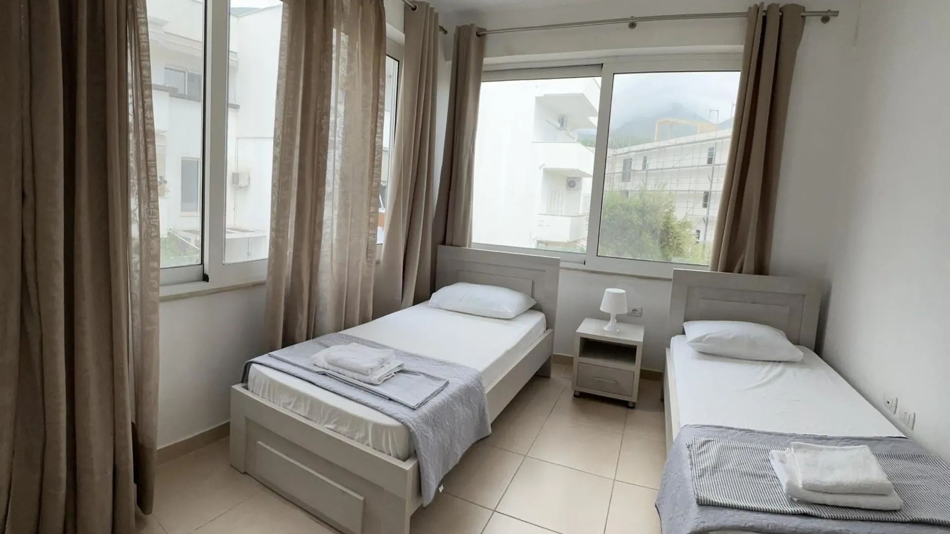 Dora'S Apartment Dhërmi Αλβανία